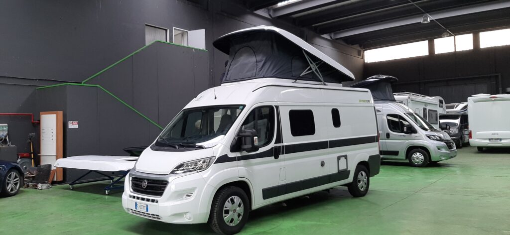 Panelli solari per Camper - Progetto Van